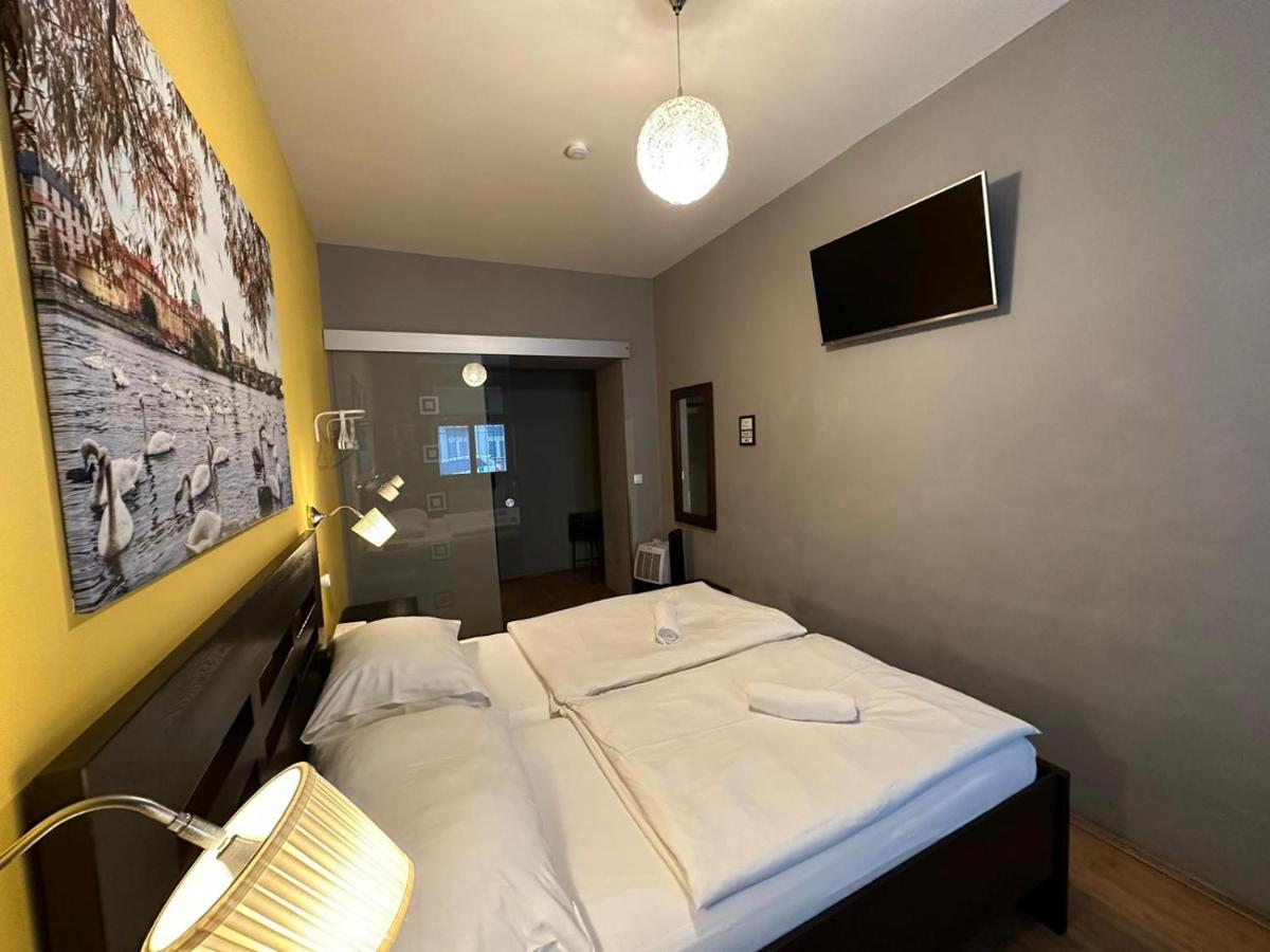 Central Studios Prag Dış mekan fotoğraf